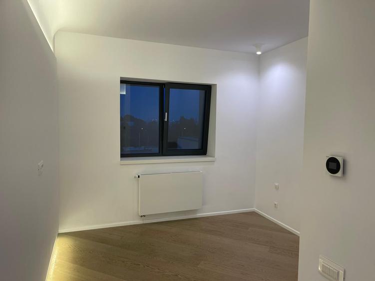 2 camere de vanzare ,Cotroceni,Cortina Academy