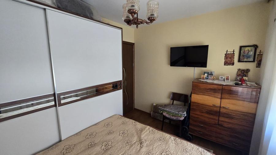 NAVODARI-2 camere, etaj 2/4, centrala termica, 69500euro