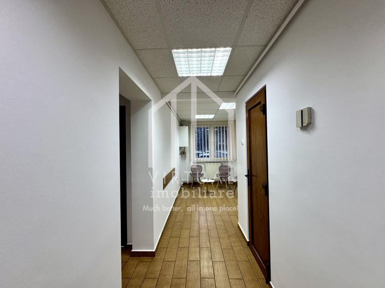 Apartament cu 3 camere, 55mp utili, decomandat, parter inalt, Centru