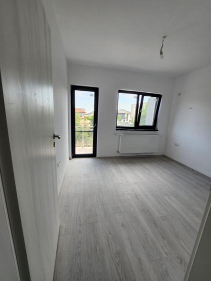 Duplex de Vanzare /Dormitor la parter -Strada Celofibrei