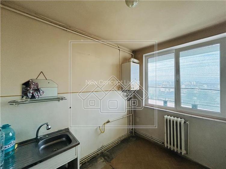 Apartament cu 2 camere, balcon si pivnita - etaj 7/10 - N. Iorga - 11