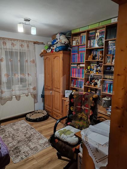 Apartament de vanzare, cu 3 camere, semidecomandat - in Vatra Dornei