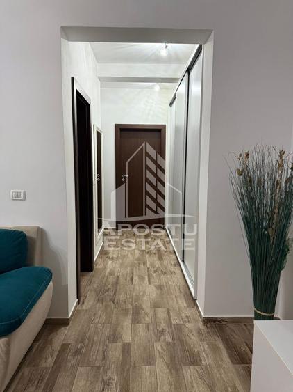 Apartament 3 camere, decomandat, 60 mp utili, etaj p/3, zona Girocului