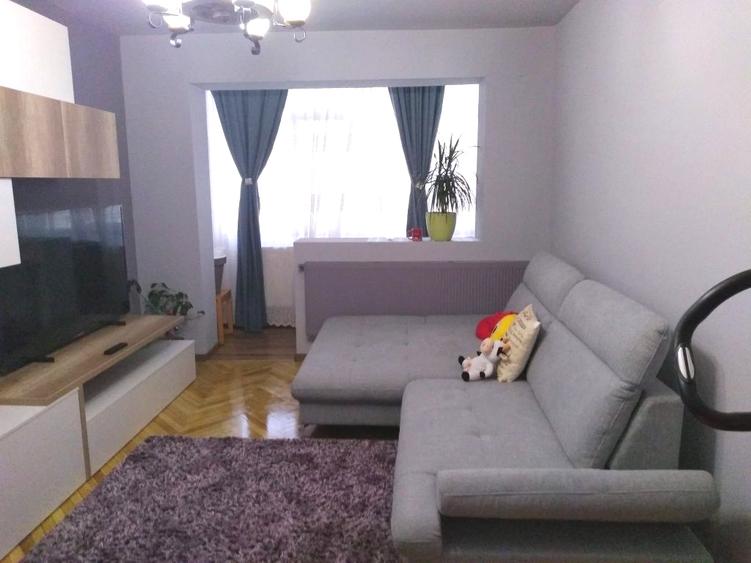 Apartament 3 camere decomandat, etaj 3/4, CT, mobilat, Mircea cel Batran