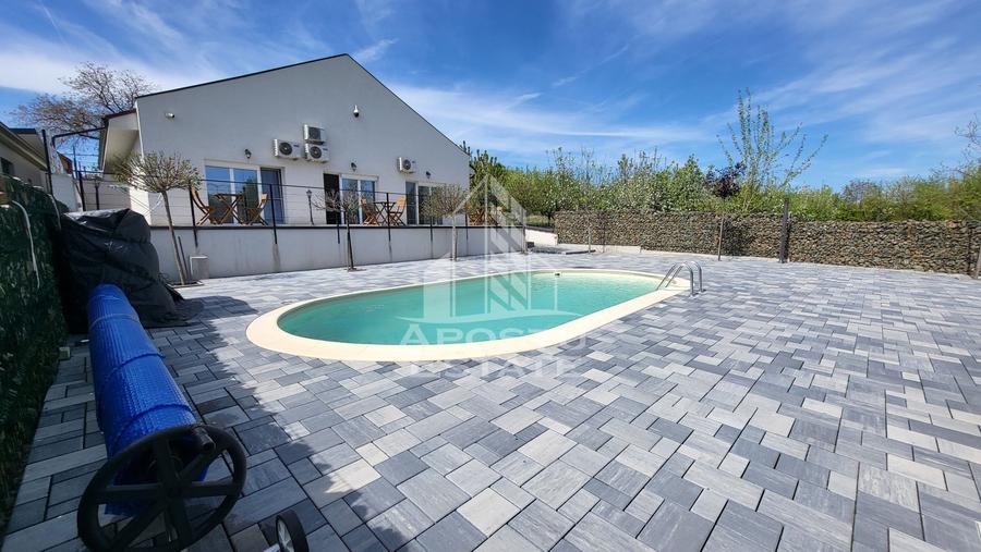 Casa individuala,cu piscina si teren generos,Giarmata