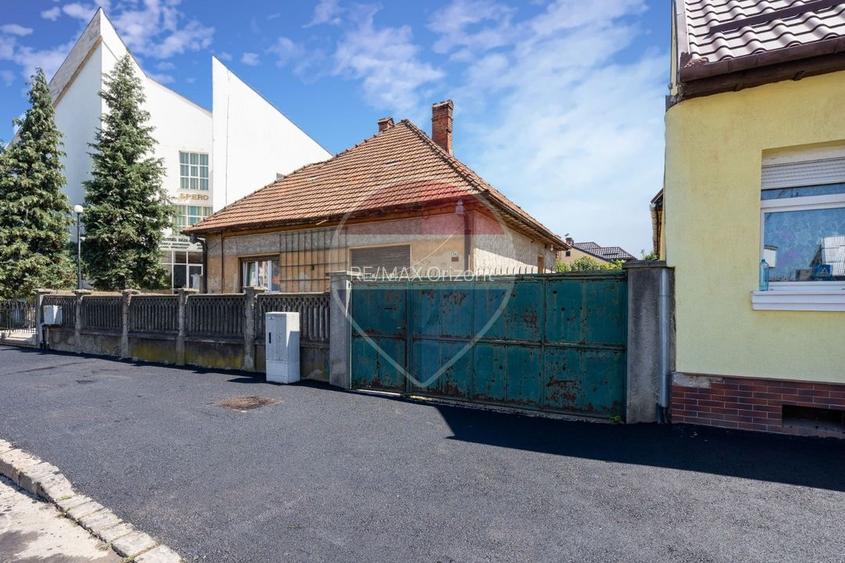 COMISION 0% | VIZIBILITATE MAXIMĂ | CASĂ LA BULEVARD | 13 DECEMBRIE