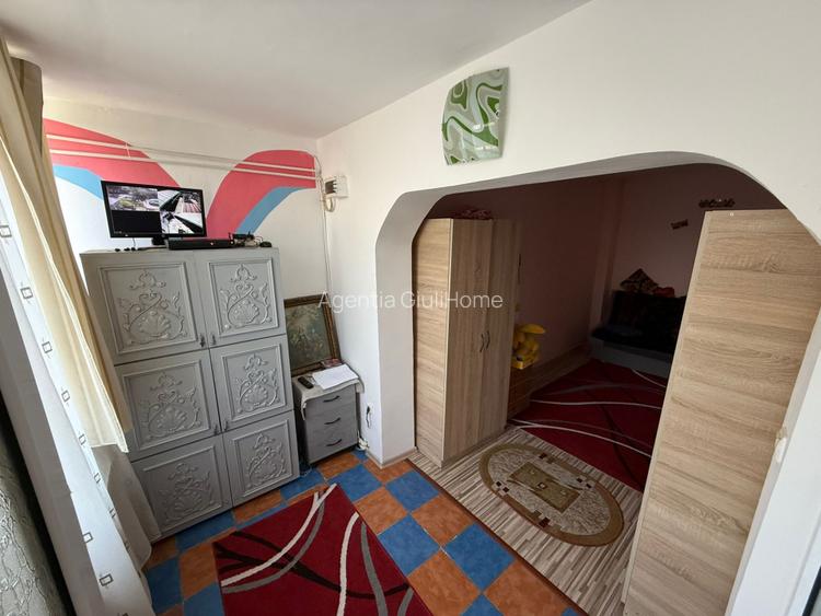 Casă decomandată 3 camere + grădină 450 m², zonă liniștită Galați - 7