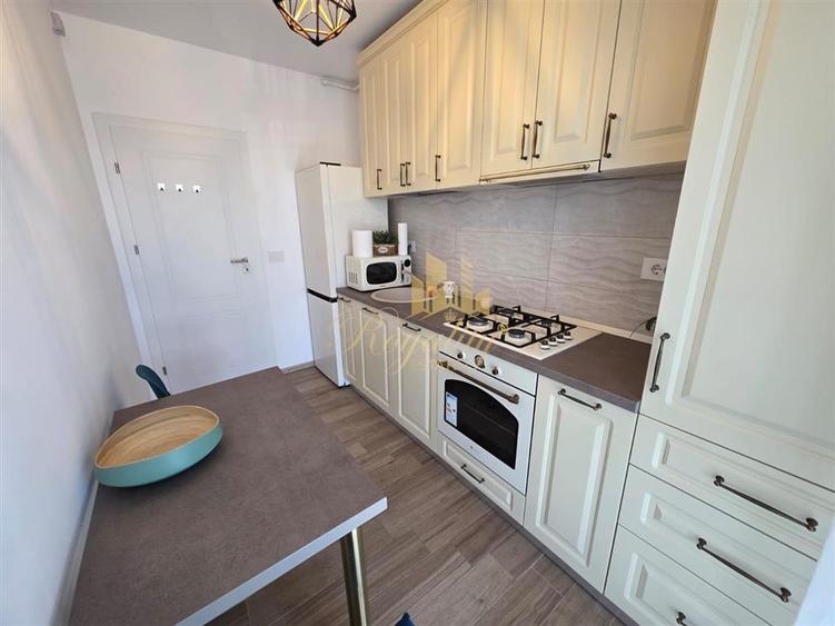 IRIS ARMONIEI, Apartament 2 camere, decomandat, parcare