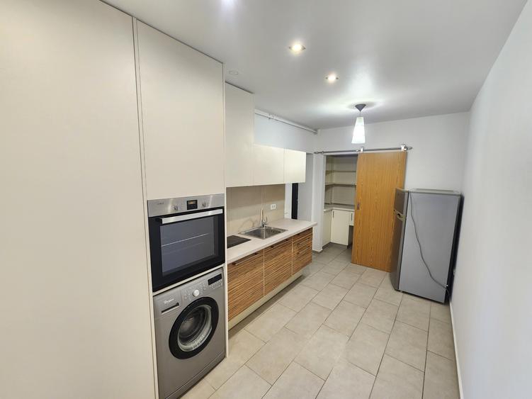 Inchiriez apartament cu 2 camere în centru comision 0