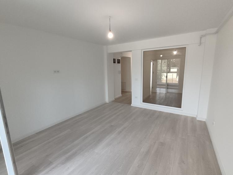 Apt cu 2 camere decomandat , Valea Lupului , intabulat, loc de parcare inclus