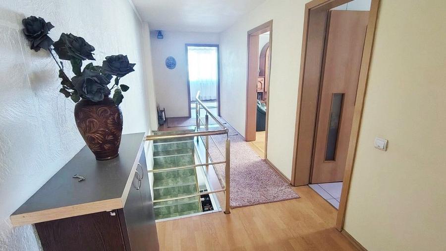 Casă cu 465 mp teren, 4 camere , P+E, în zona Bulgaria