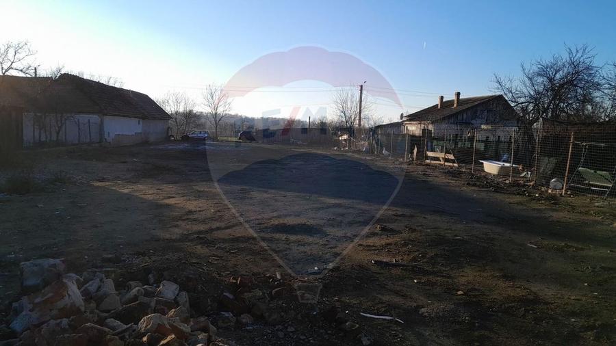 Teren curti constructii 857 mp de vanzare in Pecica , Arad
