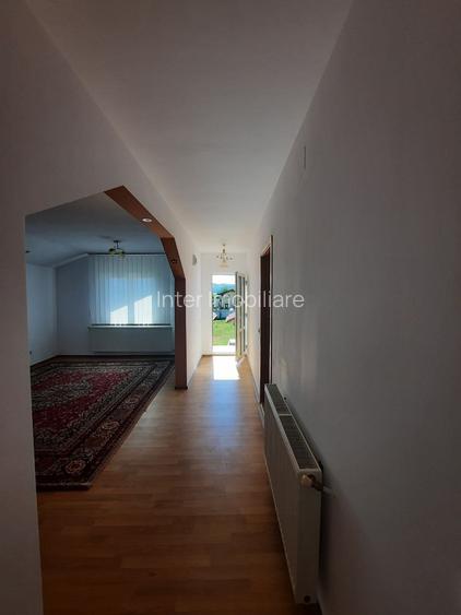 Casa 170 mp utili, P+1, renovata, teren 762 mp – Savinesti,- cod 163279 - 10