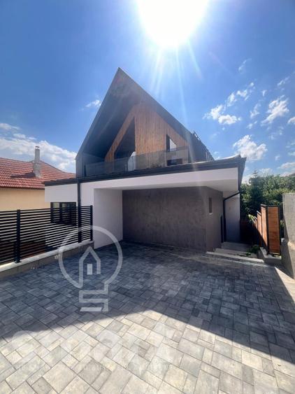 Duplex premium de vanzare finalizat standarde NZEB Dambul Rotund