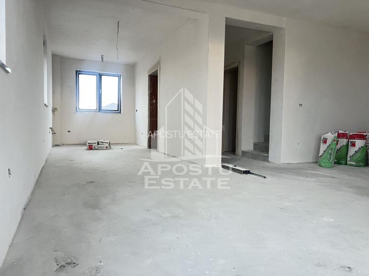 Duplex cu 4 camere P+E, de vanzare,in Sacalaz - 2