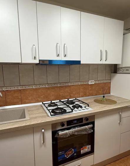 Apartament 2 camere de închiriat – Cetate – 52 mp – renovat-320 €/lună