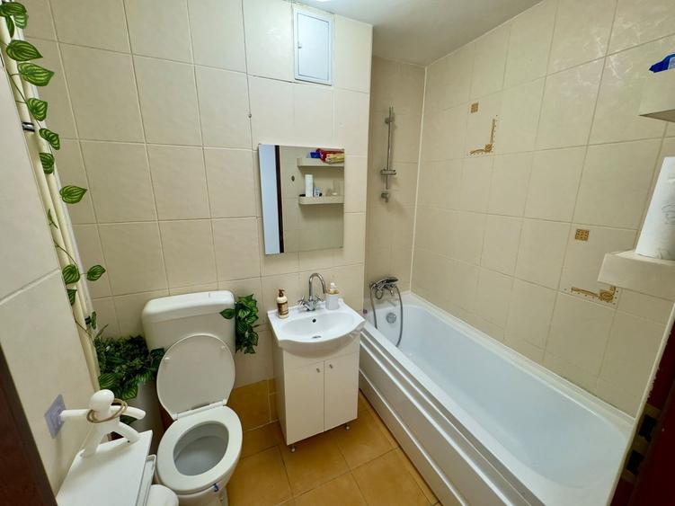 Apartament 2 camere | Decomandat | M. Lujerului | 1980