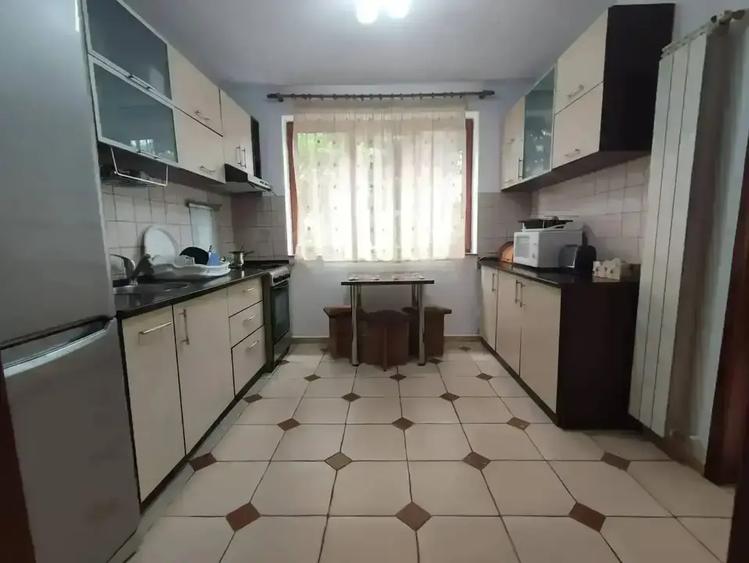 Vila 5 camere | 250 mp utili | curte 350 libera | Sfantul Ioan