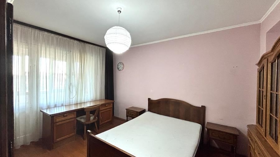 Apartament 3 camere in Centrul Civic al Oradiei, mobilat si utilat