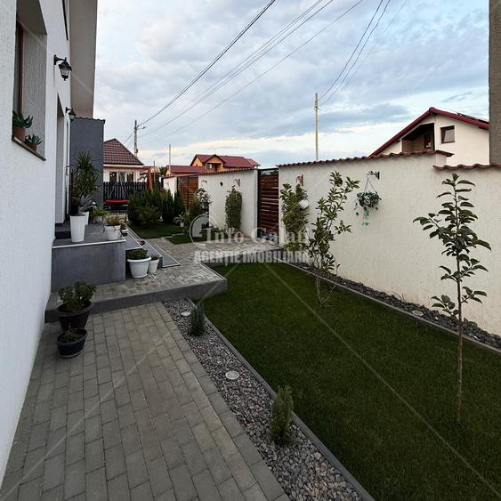 | Vila Parter+Mansarda | SENDRENI, SERBESTII VECHI | teren: 500 mp |