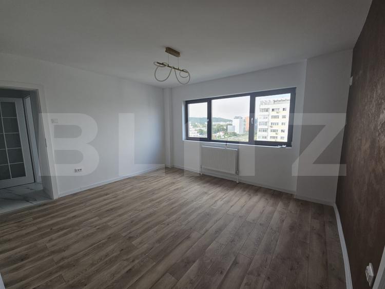 Apartament 3 camere, 56.50 mp, zona Podu Ros