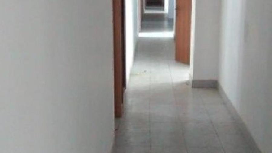 Spatiu Comercial/Casa 10 camere - 928mp + Teren - 1.000mp, Sageata