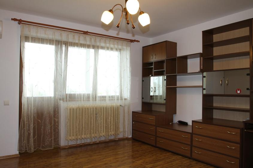 PROPRIETAR, vand apartament 2 camere, decomandat, zona Bd. Nicolae Grigorescu