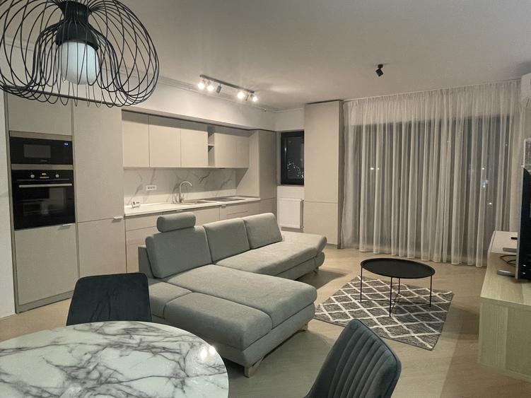 Apartament 2 camere Lux + Loc ce parcare  situat in Delta City Vacaresti