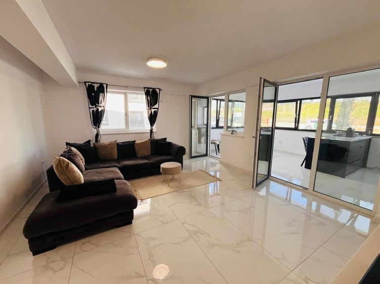 Eleganta si confort | 2 camere in bloc nou, parcare – zona Panoramic