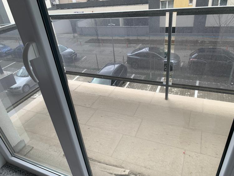 Apartament 2 camere finisat, acte gata, metrou Berceni - 4 min.