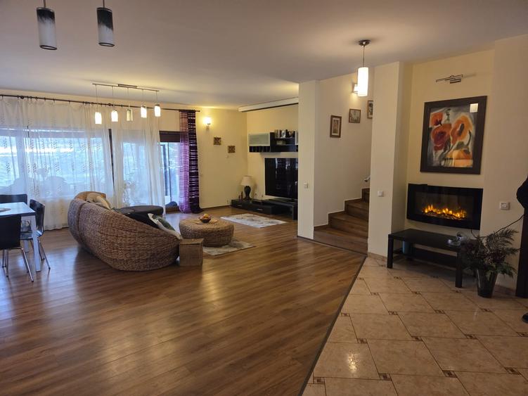 OZANA-AUCHAN TITAN,VILA SUPERBA,P+2,400MP,VECINI VIP, 1.050.000EURO