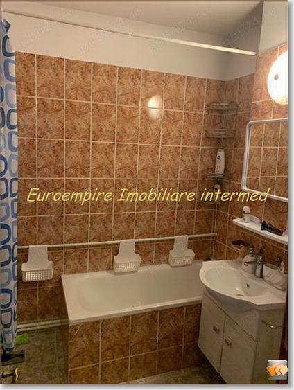 Apartament 3 camere decomandate zona Dacia