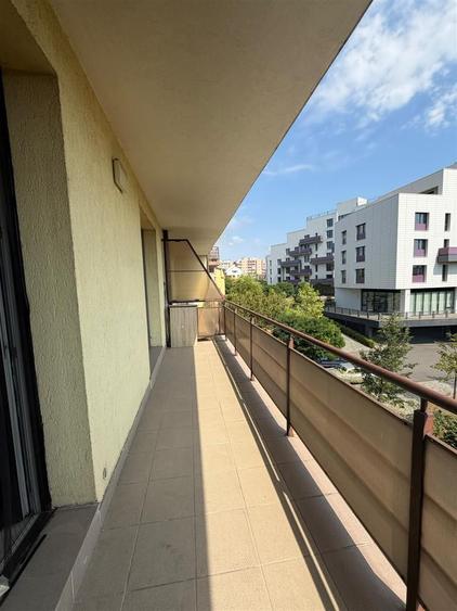 1 Camera l FSEGA & Iulius Mall l 40 MP l Balcon