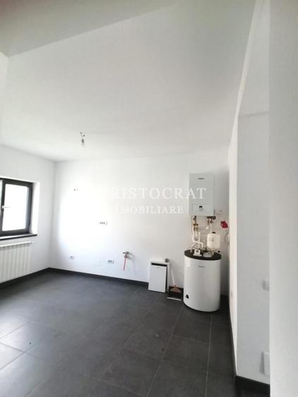 Duplex proximitate lac Corbeanca