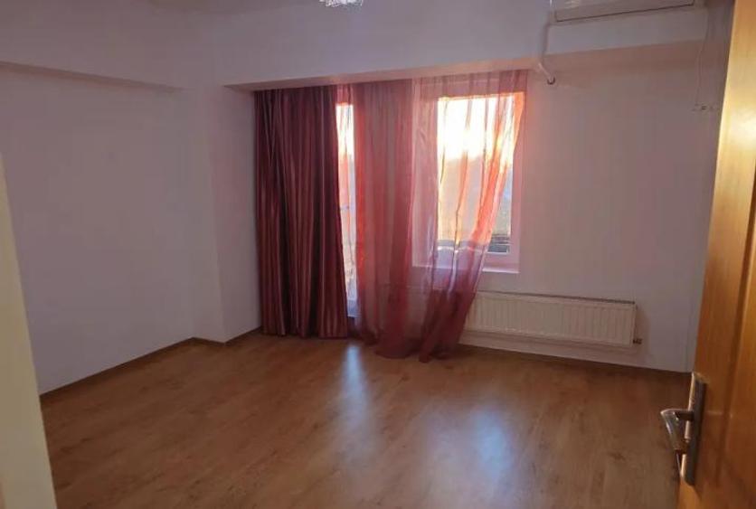 Apartament 4 CAMERE UNIRII - BULEVARDUL LIBERTATII