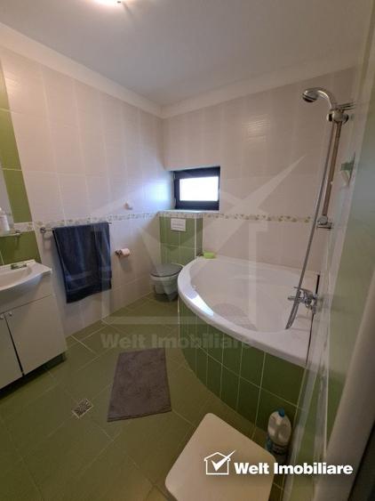 Vanzare casa tip duplex la intrarea in Borhanci