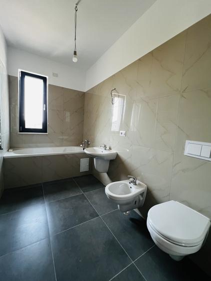 Duplex modern 6 camere - 145mp-Zona centrala Dumbravita