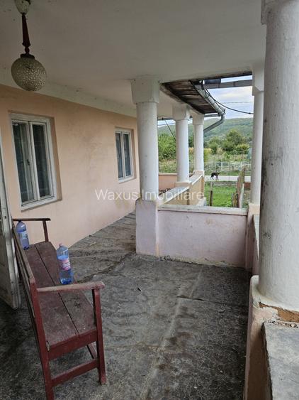 Casă de renovat + 2.900 mp teren, front 38 m – potențial construcție, Ilisua