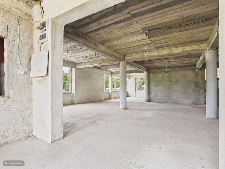Clădire 850 mp, Czaran Gyula, 8 parcări