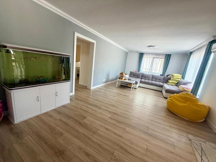 Casă Modernă | 320 mp Utili | Piscină | Complet Mobilată și Utilată