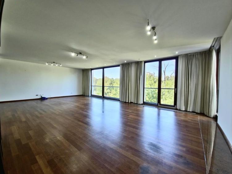 Apartament 5 camere Aviatorilor