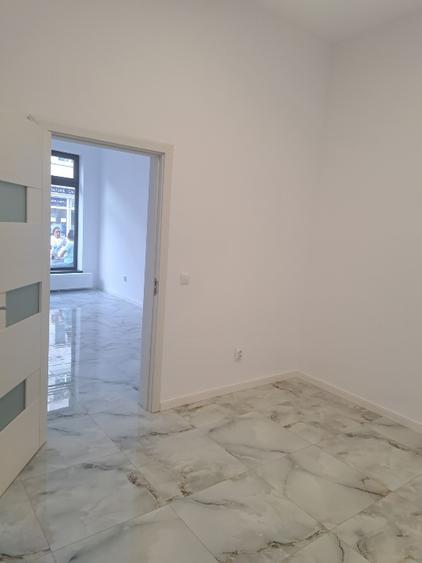 Spațiu Comercial, str.Lanariei 79, Tineretului