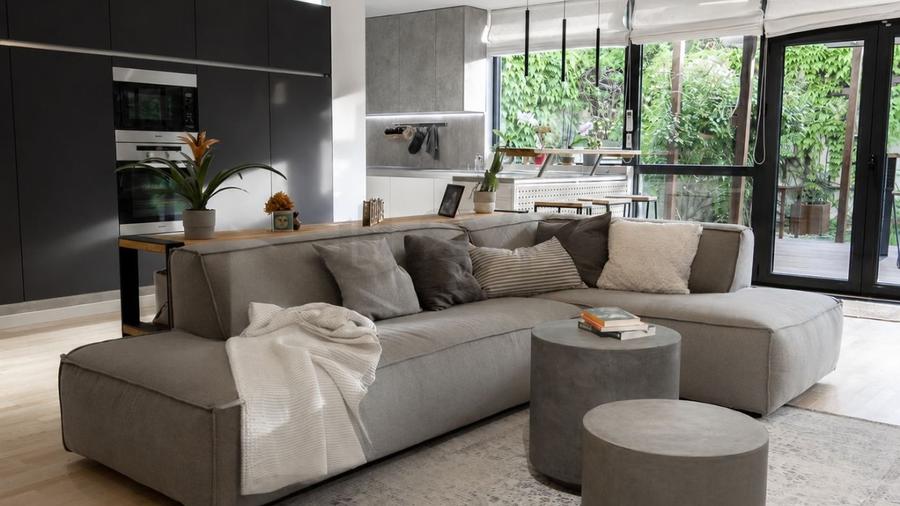 REA1029255 Apartament l 4 Camere l Calea Calarasilor l Gradina