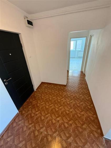 Apartament 3 Camere Decomandat Bl 1989 Frumoasa