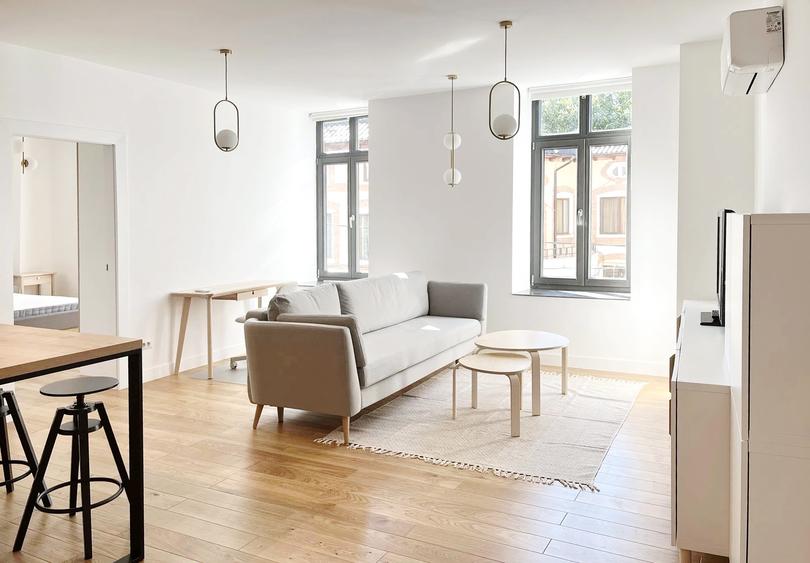 Inchiriere apartament 60 mp 2 camere 2 bai, imobil premium 2021, parcare inclusa