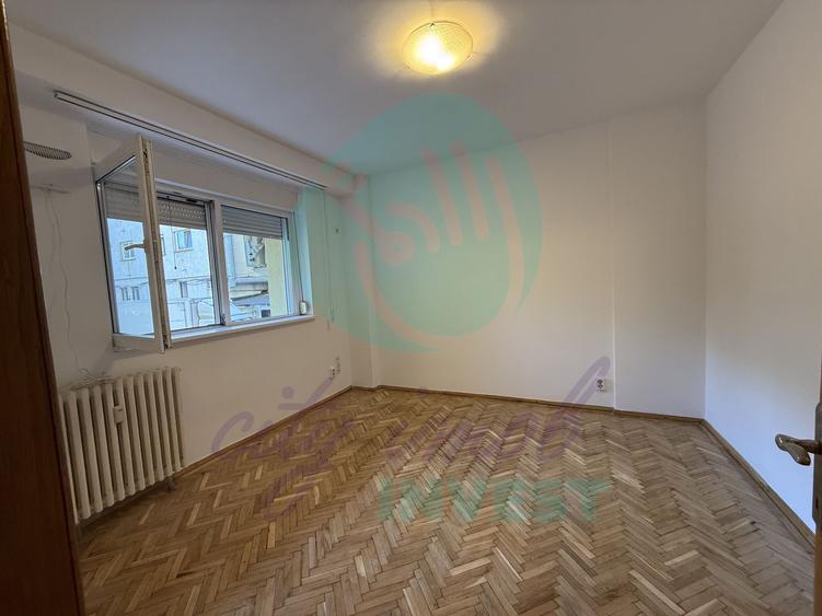 4 camere Decebal – Piața Muncii | Parter ideal firmă | 97 mp