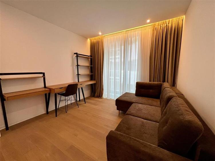 Apartament cu 3 camere de inchiriat in One Charles De Gaulle