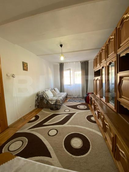 Apartament cu 3 camere, zonă centrală, orientare dublă