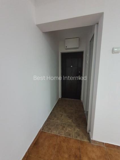 Salvare, 2 camere, 26mp, parter, semimobilat, 280 Euro - 10
