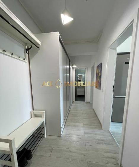 2 Camere de inchiriat | Politehnica | Metrou | Centrala | Parcare